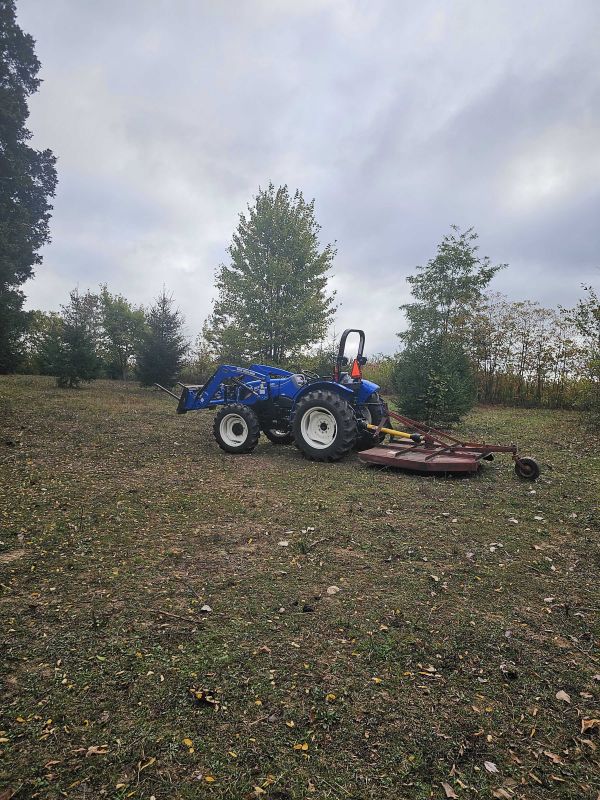 Acreage Mowing Service in Waldorf, MD